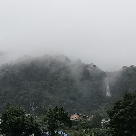 Thuvaraga Inn Nuwara Eliya Ngoại thất bức ảnh